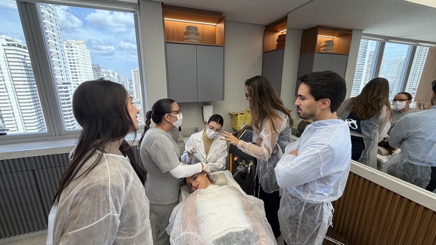 Participantes durante a imersão